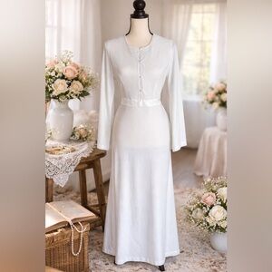 Vintage California Dynasty Modest White Lace Wedding/Maxi Dress XS Long Sleeve